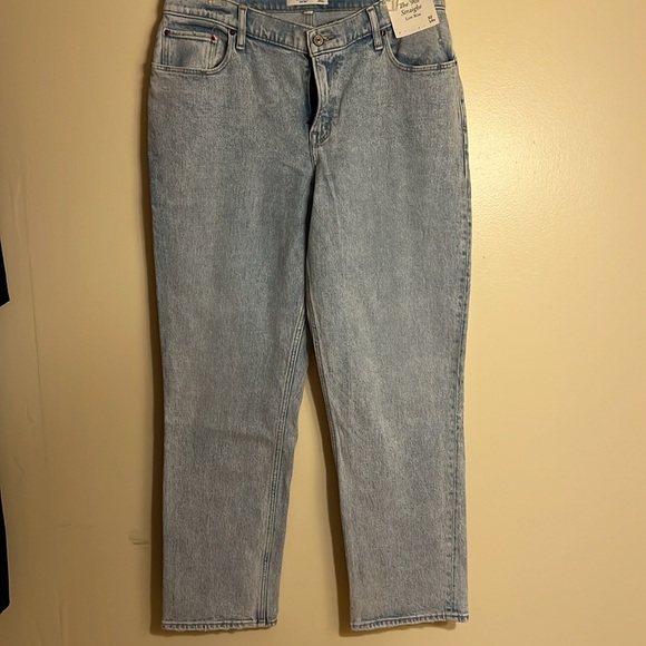 Abercrombie 90’d Straight Low rise Curve Love jeans size 14 - Picture 2 of 6